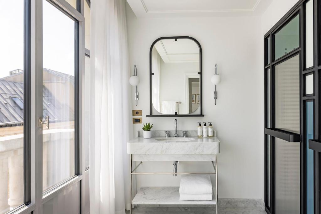 Bathroom pod project